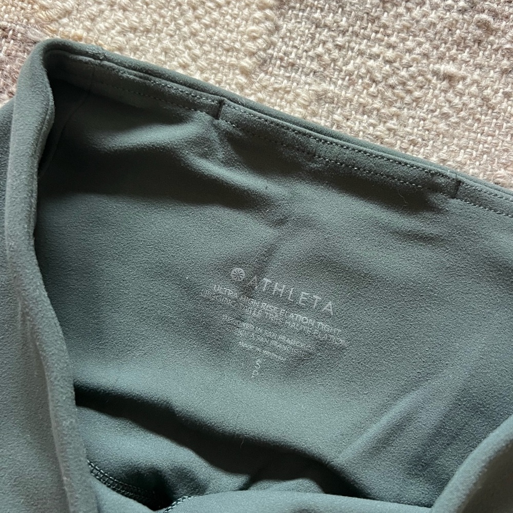 Athleta elation leggings - Picture 3 of 5